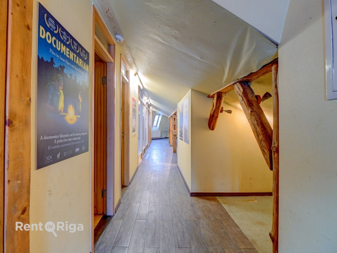 Сдаются офисные помещения в Агентскалнсе в красивом довоенном здании. Рига - изображение 3