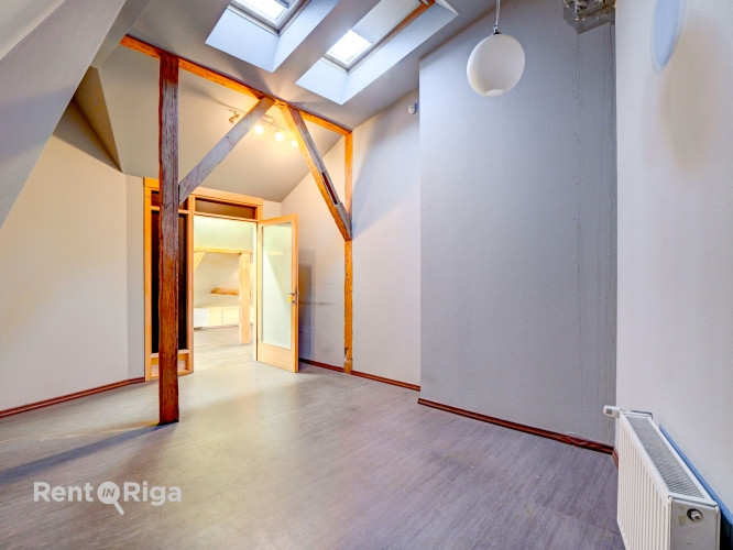 Сдаются офисные помещения в Агентскалнсе в красивом довоенном здании. Рига - изображение 7