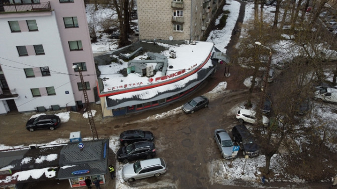 Tiek iznomāta atsevišķi stāvoša ēka aktīvas ielas mālā, pretī Nacionālajai Bibliotēkai.   + Ēka aprī Рига - изображение 3