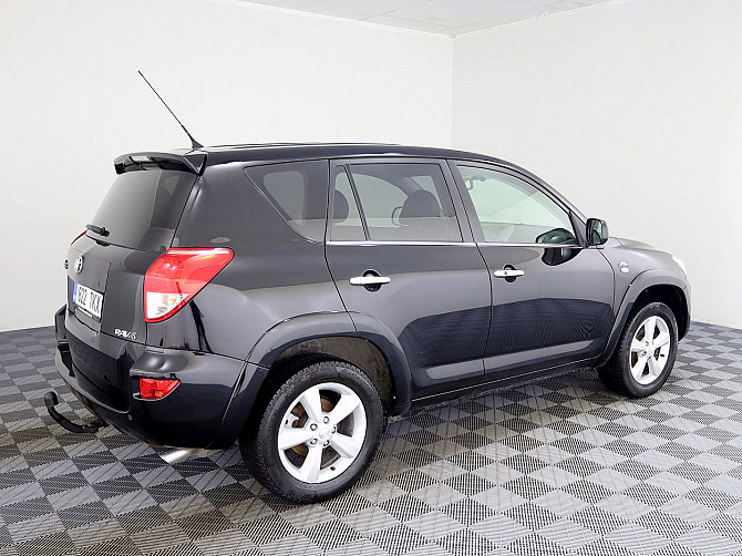 Toyota RAV4 Luxury 4x4 2.2 D-CAT 130kW Таллин - изображение 3