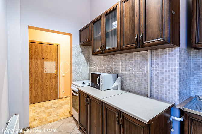 Фасадный дом, реновированный дом, фасад с декоративной штукатуркой, закрытый Рига - изображение 15