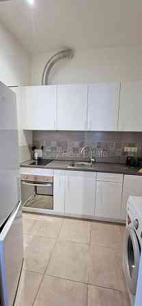 Фасадный дом, реновированный дом, плата за обслуживание одного квадратного метра Рига