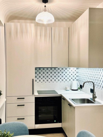 Tiek pārdots gaumīgi izremontēts 2 istabu dzīvoklis Teikā. Dzīvoklis ir tikko pēc remonta Rīga - foto 5