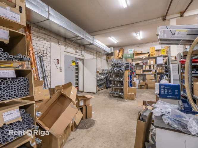 Kapseļu iela 15  pieejamas veikala telpas nomai no 11.06.2026.  Piedāvājam plašas un Rīga - foto 9