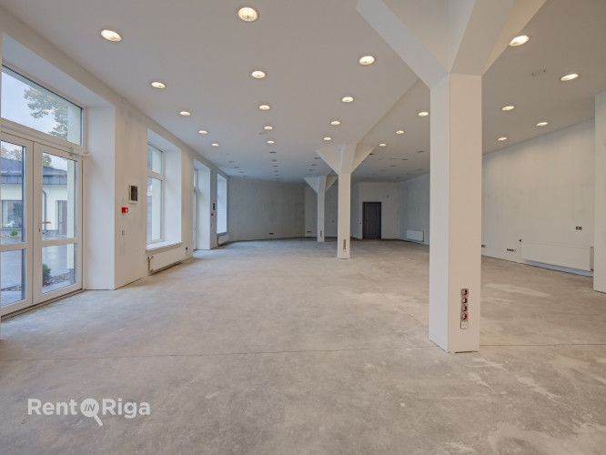 Jaunas, plašas un modernas telpas Klusajā centrā.  Piedāvājam nomai mūsdienīgas un stilīgas Rīga - foto 3