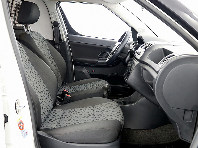 Skoda Praktik Facelift 1.2 51kW Таллин - изображение 6