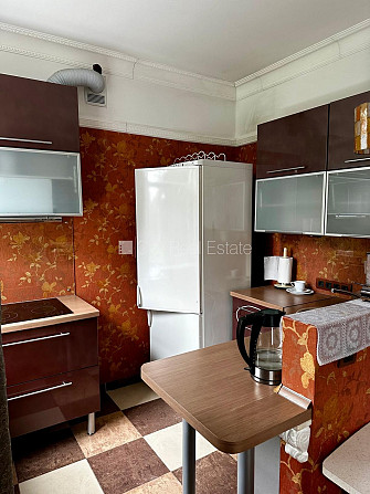 Фасадный дом, реновированный дом, благоустроенная озеленённая территория, одна Рига - изображение 5