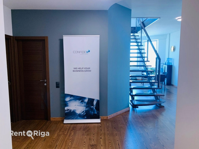 Ekskluzīvs divstāvu penthauss ar iespaidīgu panorāmas skatu uz Rīgu, projektā Duntes Ozoli. Rīga - foto 5