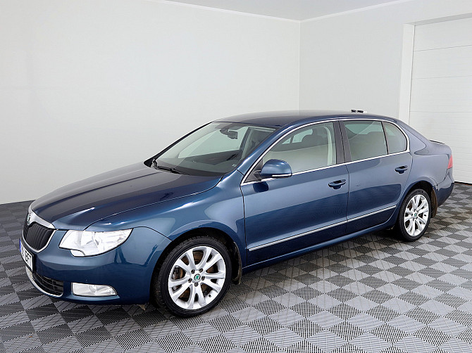 Skoda Superb Highline 4x4 ATM 3.6 191kW Tallina - foto 2