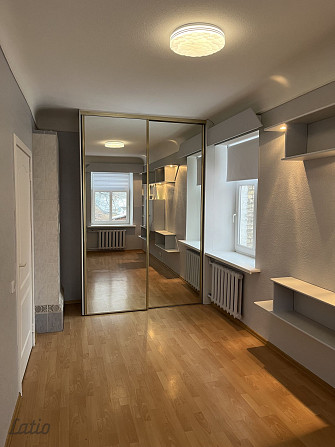 Izīrē plašu, ērta plānojuma četru istabu dzīvokli centrā, Kr. Valdemāra ielā, veikts Rīga - foto 3