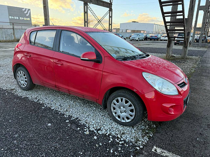 Hyundai i20 Elegance 1.4 74kW Tallina - foto 1