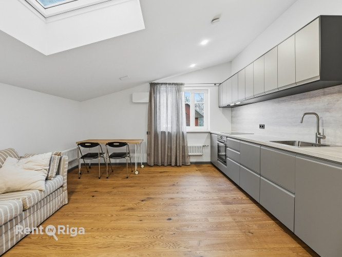 Izīrē 2 istabu dzīvokli Āgenskalnā!  