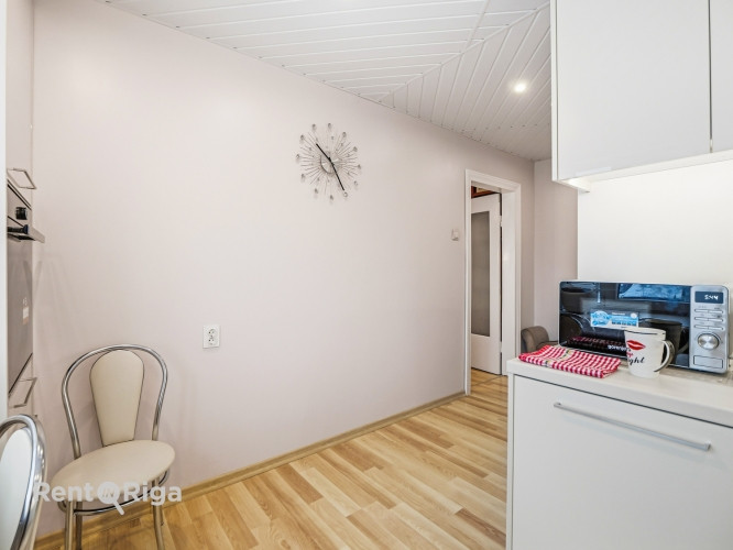 Pārdošanā gaišs un plašs 4 istabu dzīvoklis klusā un zaļā Ķengaraga daļā  Piedāvājam Rīga - foto 5