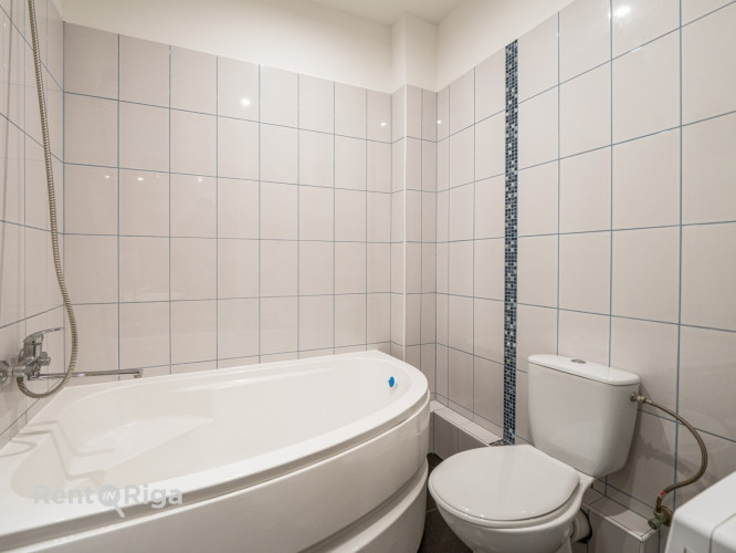 Īrei pieejams 2 istabu dzīvoklis  Dzīvoklis ir aprīkots ar visu nepieciešamo, tai skaitā, Rīga - foto 7