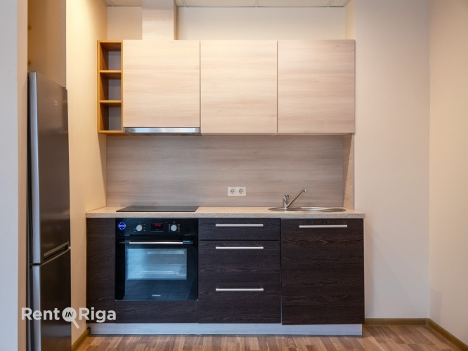 Īrei pieejams 2 istabu dzīvoklis  Dzīvoklis ir aprīkots ar visu nepieciešamo, tai skaitā, Rīga - foto 6