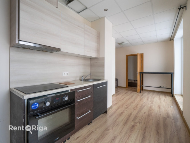 Īrei pieejams 2 istabu dzīvoklis  Dzīvoklis ir aprīkots ar visu nepieciešamo, tai skaitā, Rīga - foto 3