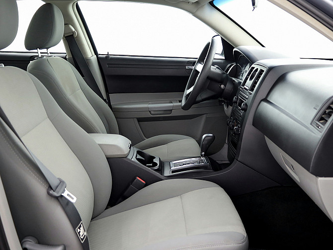 Chrysler 300 C Comfort 2.7 142kW Таллин - изображение 6