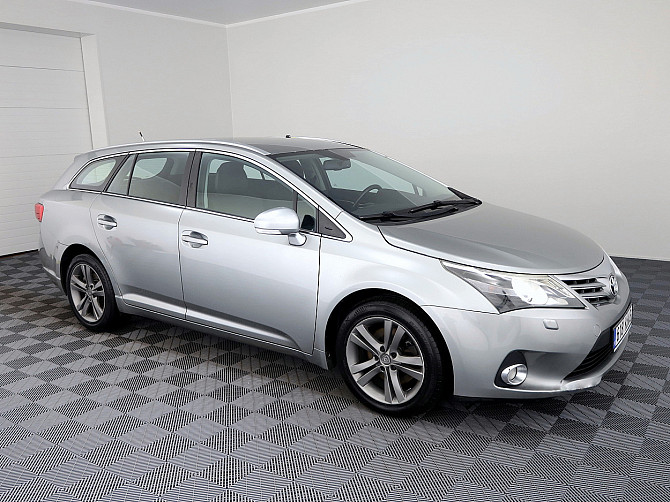 Toyota Avensis Linea Sol Facelift 2.2 D-4D 110kW Таллин - изображение 1