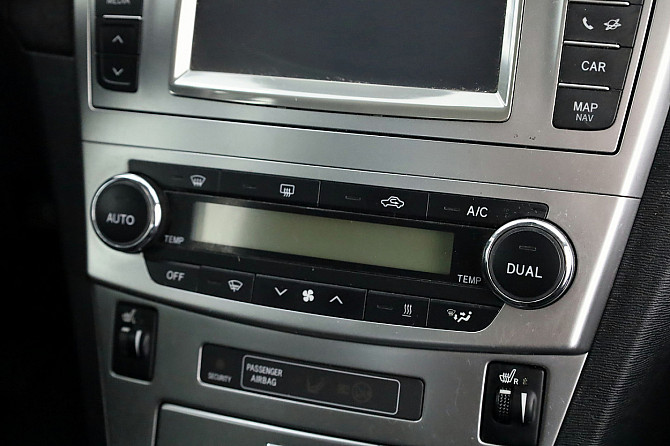 Toyota Avensis Linea Sol Facelift 2.2 D-4D 110kW Таллин - изображение 8