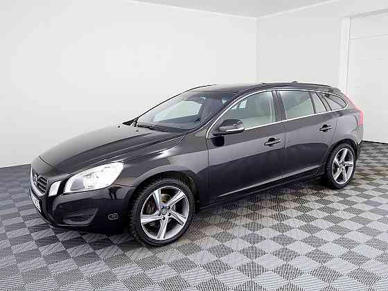 Volvo V60 Momentum AWD 4x4 ATM 2.4 D5 151kW Таллин