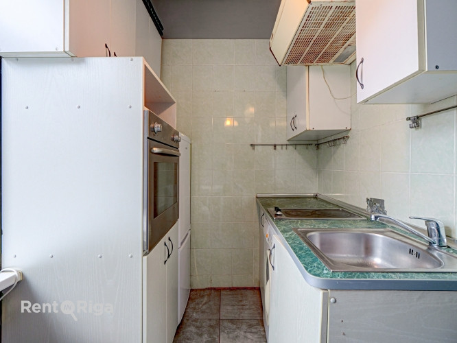 Dzīvoklis Tallinas ielā 36, pie Tērbatas ielas, sakārtotā un labi uzturētā pirmskara ēkā Rīga - foto 9