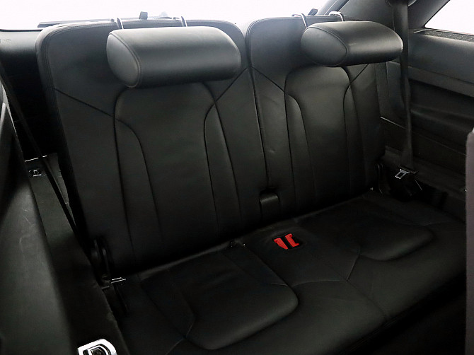 Audi Q7 S-line Quattro ATM 3.0 TDI 171kW Tallina - foto 8