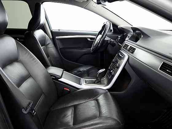 Volvo V70 Summum Facelift ATM 2.0 D4 100kW Таллин