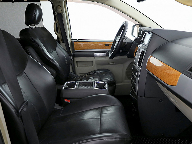Chrysler Grand Voyager Limited 2.8 CRD 120kW Таллин - изображение 6