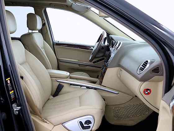 Mercedes-Benz ML 500 Luxury 5.0 225kW Таллин