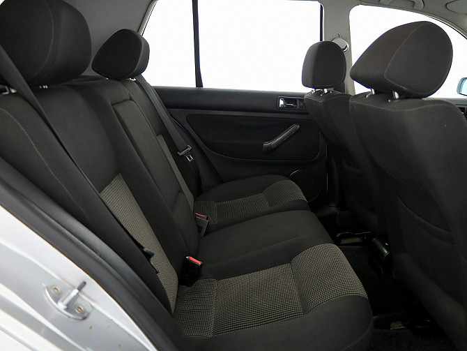 Volkswagen Golf GTI Edition 2.0 85kW Таллин - изображение 7