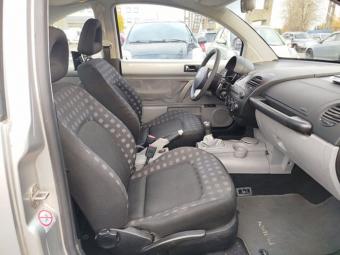 Volkswagen New Beetle Comfortline 1.6 74kW Таллин - изображение 6