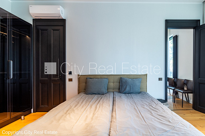 Фасадный дом, реновированный дом, вход с улицы и со двора, количество спален 3 шт., Рига - изображение 8