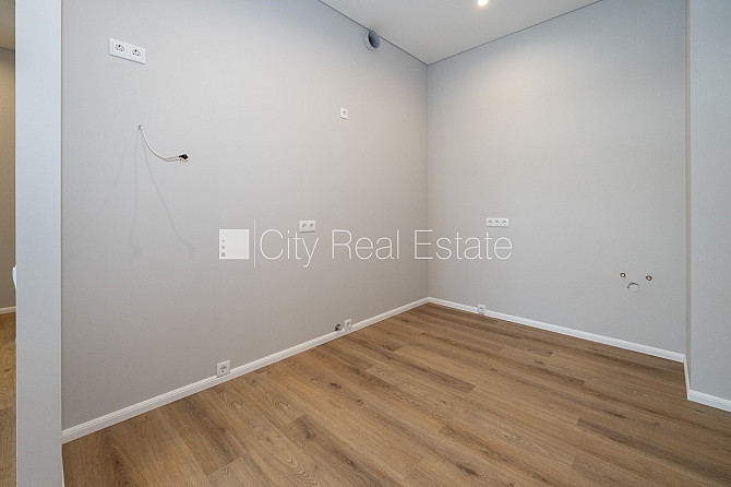 Jaunceltne, labiekārtota apzaļumota teritorija, bruģēts piebraucamais ceļš, teritorijas Jūrmala - foto 18