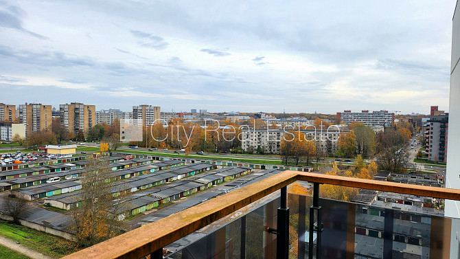 Privātmāja, jaunceltne, labiekārtota apzaļumota teritorija 3557 m2, teritorijas iebrauktuves Jūrmala - foto 17