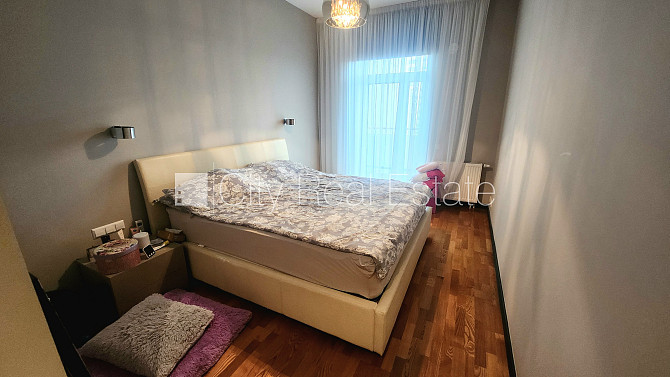 Privātmāja, jaunceltne, labiekārtota apzaļumota teritorija 3557 m2, teritorijas iebrauktuves Jūrmala - foto 7