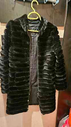 Натуральная меховая шуба – элегантная и тёплая Продаю красивую чёрную куртку из натурального... Rīga