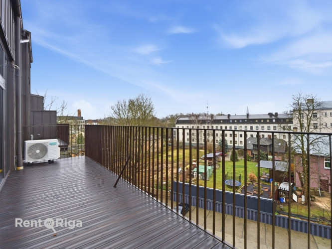Двухэтажный пентхаус в отреставрированном здании с просторной террасой! Рига - изображение 4