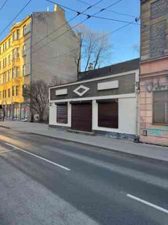 Свежо отремонтированные коммерческие помещения в центре Риги  улица Авоту, 37 Rīga