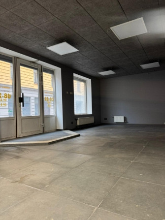 Svaigi izremontētas komerctelpas Rīgas centrā  Avotu ielā 37  Iznomā modernas un gaumīgi Rīga - foto 4