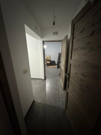 Svaigi izremontētas komerctelpas Rīgas centrā  Avotu ielā 37  Iznomā modernas un gaumīgi Rīga - foto 6