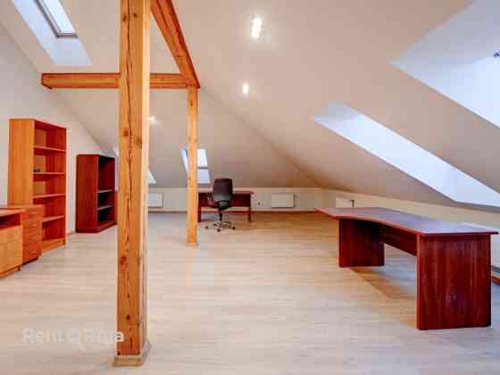 Сдаются в аренду офисные помещения по адресу Ieriķu iela 15, рядом с ТЦ Domina  Помещения Rīga