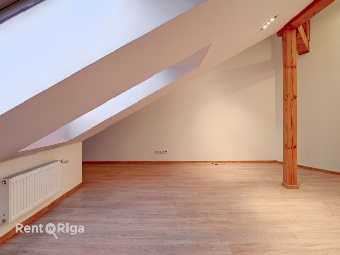 Iznomā biroja telpas Ieriķu ielā 15, blakus t/c Domina  Telpas atrodas sakoptā un modernā Rīga - foto 7