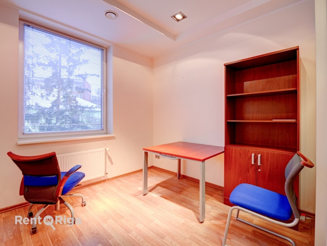 Iznomā biroja telpas Ieriķu ielā 15, blakus t/c Domina  Telpas atrodas sakoptā un modernā Rīga - foto 4