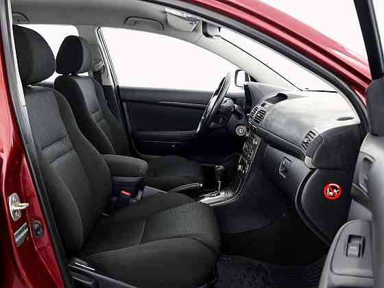 Toyota Avensis Linea Sol ATM 2.0 108kW Tallina