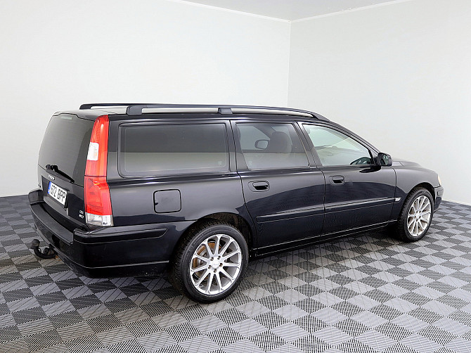Volvo V70 Summum AWD 4x4 2.4 D5 136kW Tallina - foto 3