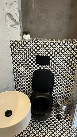 Fasādes māja, renovēta māja, slēgts pagalms, ieeja no ielas un pagalma, kāpņu telpa pēc Rīga - foto 14