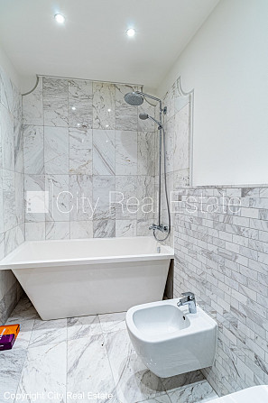 Новостройка, фасадный дом, энергоэффективный дом, вход со двора, лифт, балкон, две Рига - изображение 12