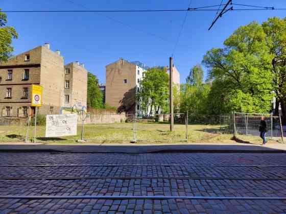 Земельный участок с согласованным проектом многоэтажной застройки и Rīga