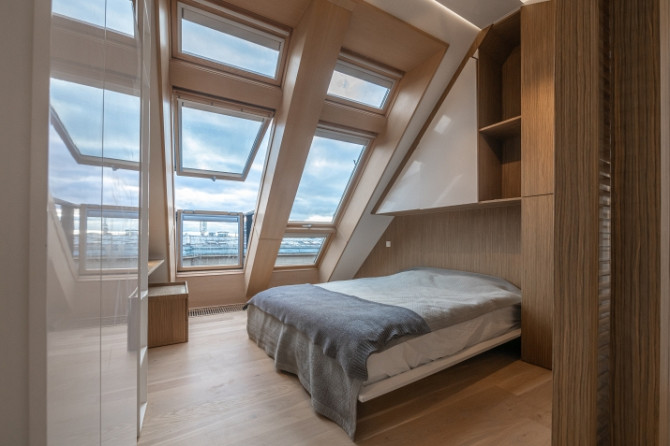 Pērle pašā Rīgas centrā!  Ekskluzīvs, gaišs 2 līmeņu penthausa tipa dzīvoklis ar visu nepieciešamo r Рига - изображение 9