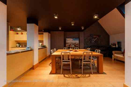 Продается пентхаус в посольском районе - тихий центр. Двухэтажная квартира (5 и 6 Рига